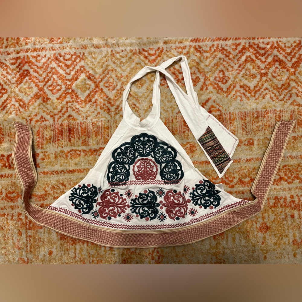 Crop halter top